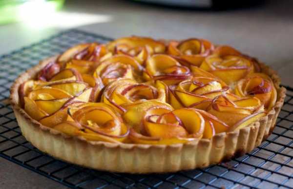 Как приготовить вкусный пирог с яблоками в духовке